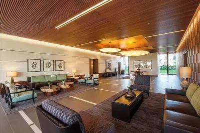 Image de Luxe Condo! ! One Ala Moana Grand 1 chambre 1 salle de bain, 877 pc