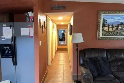 Image de Près de U of A: Lil 'Home niché dans le centre de Tucson