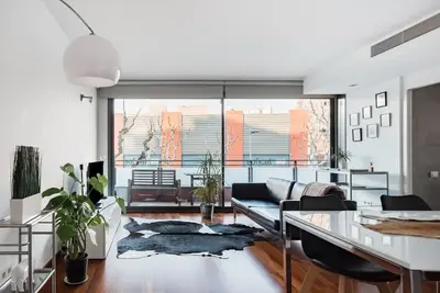 Image de Nouvel appartement lumineux à côté de la Fira de Barcelone.