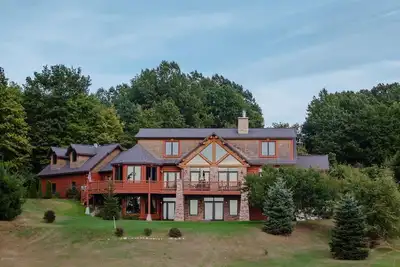 Image de Retraite de luxe à quelques minutes du lac Michigan et du lac Silver