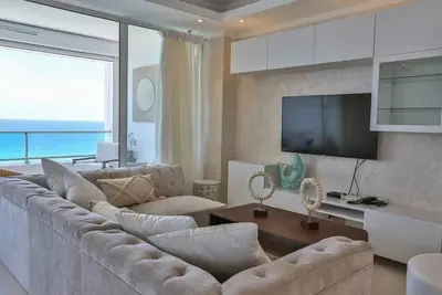 Image de • 12ème étage à Marbella, Juan Dolio. <br>• appartement en bord de mer