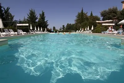 Image de Dans le vert de la Toscane