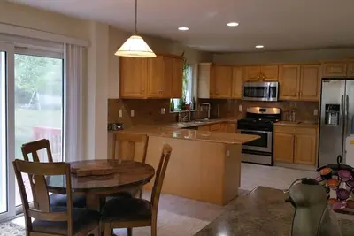 Image de Sentez-vous chez vous dans le spacieux 3b-2. 5Ba -Mall / Mbta / Park