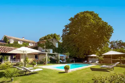 Image de Bastide des Oliviers - Maison provençale dans un domaine bio à l'huile d'olive