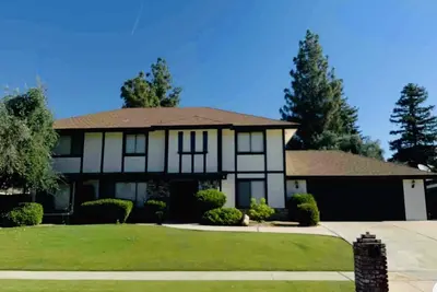 Image de 4bed / 3bth énorme maison de piscine personnalisée dans le quartier fabuleux!