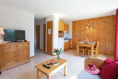 Image de Chalet, wifi, remise en forme, piscine, terrasse, balcon, parking, télévision, casier à ski, 40-50m²