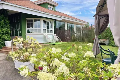 Image de Homerez - Maison Charmante Ă Bastian, Jardin