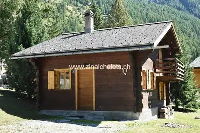 Chalet individuel à Zinal - 1 chambre à 1 lit double (160x190) - 1 chambre à 2 lits - séjour - chemi