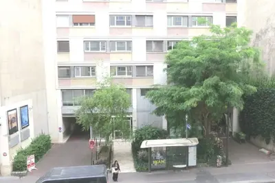 Image de 45m2 Parisian Decor & Sunshine- Village D'Eiffel 15eme