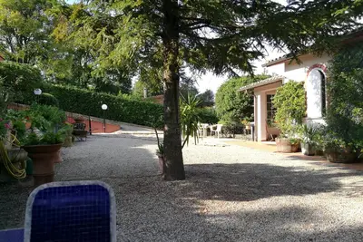 Image de Rome en villa avec jardin