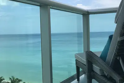 Image de Beachfront Luxury - Condo avec vue directe sur la mer 2 Bed/2 Bath dans le Tides