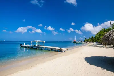 Image de Emplacement parfait en bord de mer pour des vacances dans le West End
