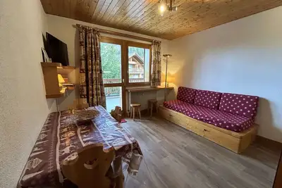 Image de Studio 2/4 pers, Accès Pistes et Piscine, Proche Commerces, Méribel