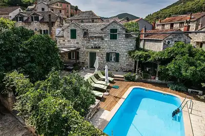 Image de Superbe maison à Postira avec WiFi