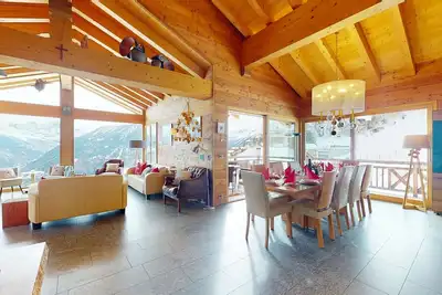Image de Etoiles des Neiges Luxe & Jacuzzi chalet 12 pers