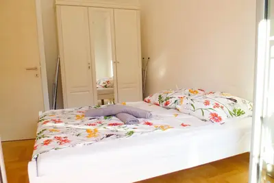 Image de Une nouvelle chambre avec vue imprenable sur la baie et la montagne