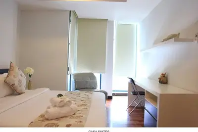 Image de Unité entourée par les centres commerciaux (Casa)