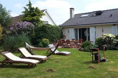 Image de Maison dans résidence calme  de charme proche Versailles et golf national