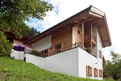 Image de Chalet paisible à Königsleiten avec piscine