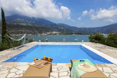 Image de Villa privée à Lefkada avec piscine idéale pour famille et amis