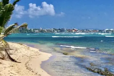 Image de Beautiful, comfortable apartment in Crystal Beach