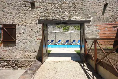 Image de Cottage spacieux, piscine privée avec de superbes vues, idéal pour la randonnée, en face du golf
