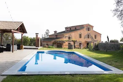 Image de Grande ferme catalane avec piscine privée, près des plages dto. x semaines fixées