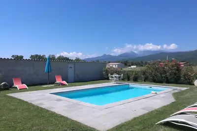 Image de Villa avec piscine chauffée privée
