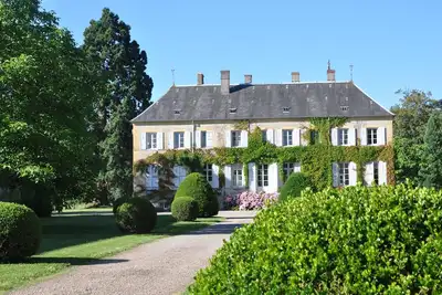 Image de Entre Loire et Morvan, le charme discret du château de Prunevaux