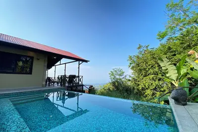 Image de Maison neuve piscine avec vue imprenable sur la Whales Tail, Uvita Costa Rica