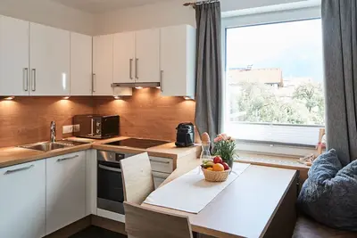 Image de En plus 50m² Rubin avec grand balcon ensoleillé pour 2-5 personnes