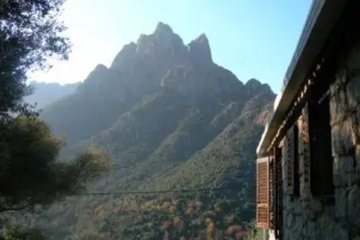 Image de Appartement dans maison de village à Ota
