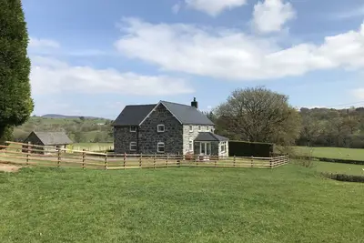 Ferme avec vue magnifique sur la campagne