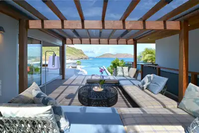 Image de Villa de Grand luxe Très bien située offrant une vue splendide sur la Mer