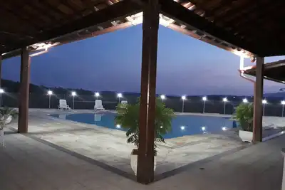 Image de Paradis sur les rives du barrage de Furnas près de Capitolio Mg à Pimenta