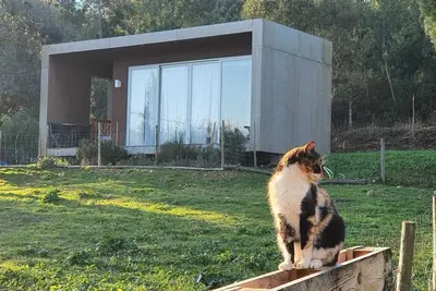 Image de Bungalow vitré avec vue sur la Sierra, idéal pour une escapade romantique