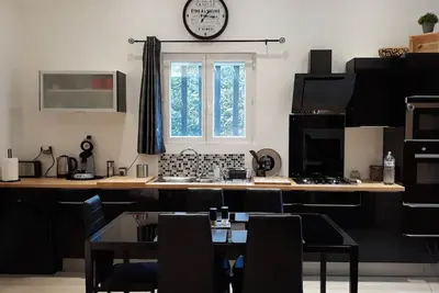 Image de Studio Cosy Avec Mezzanine + Piscine