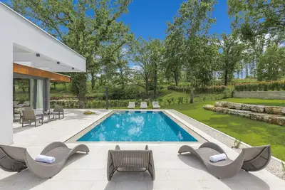 Image de Villa Sara - Votre oasis privée dans le royaume vert