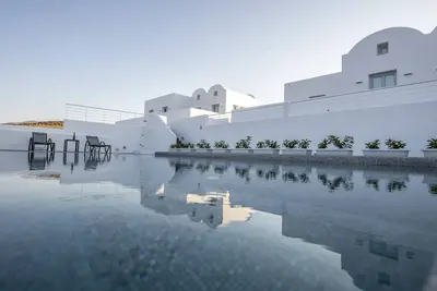 Image de Villas de luxe face à la mer Sea & Sand, Santorin Grèce!