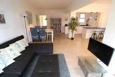 Image de Récemment rénové Condo, élégant, moderne et directement sur Kite Beach