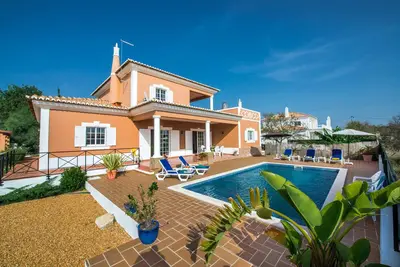 Image de Laura - Villa with private pool and nice views to the sea