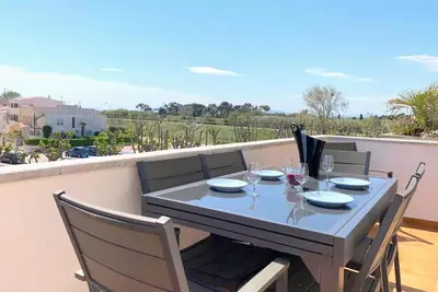 Image de Mo-Nice 2 bedrooms apartment in Empuriabrava