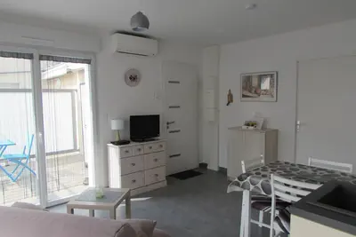 Image de Porticcio : 600 m de la plage, T2 tout confort 4 personnes clim et terrasses