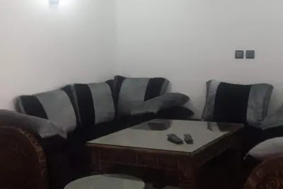 Image de Appartement trois pièces meublé et équipé avec wifi clim et satelite