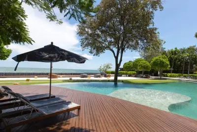 014 San Suk 2 br piscine vue sur la plage