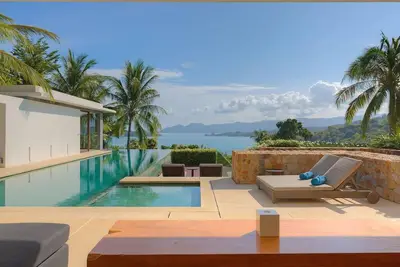 Image de Luxe privé 4 chambres avec vue panoramique sur la mer