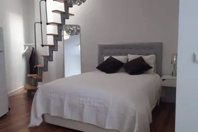 Attic Terrace Central Location Ac