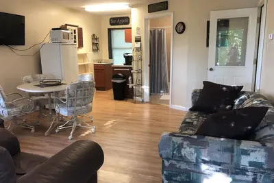 Image de Cottage calme avec vue sur le lac et accès