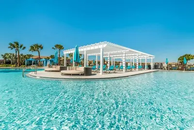 Image de ✦ Offre spéciale ✦ Cozy Home w / Hot Tub / 10 min to Disney!