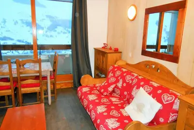 Image de T2 calme, accès pistes, parking privé